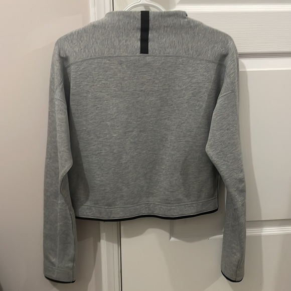 Aritzia TNA 1/4 Zip - Picture 3 of 5